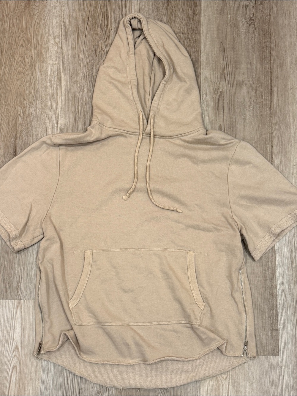 Urban Outfitters Short-Sleeve Hoodie in Light Beige
